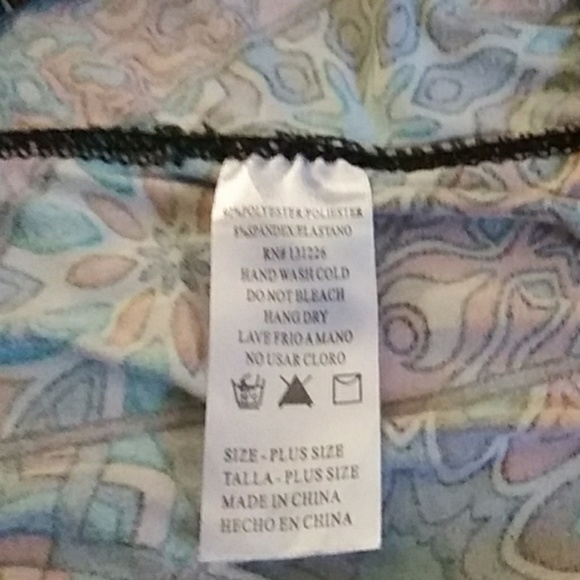 Plus sz leggings - Picture 3 of 3